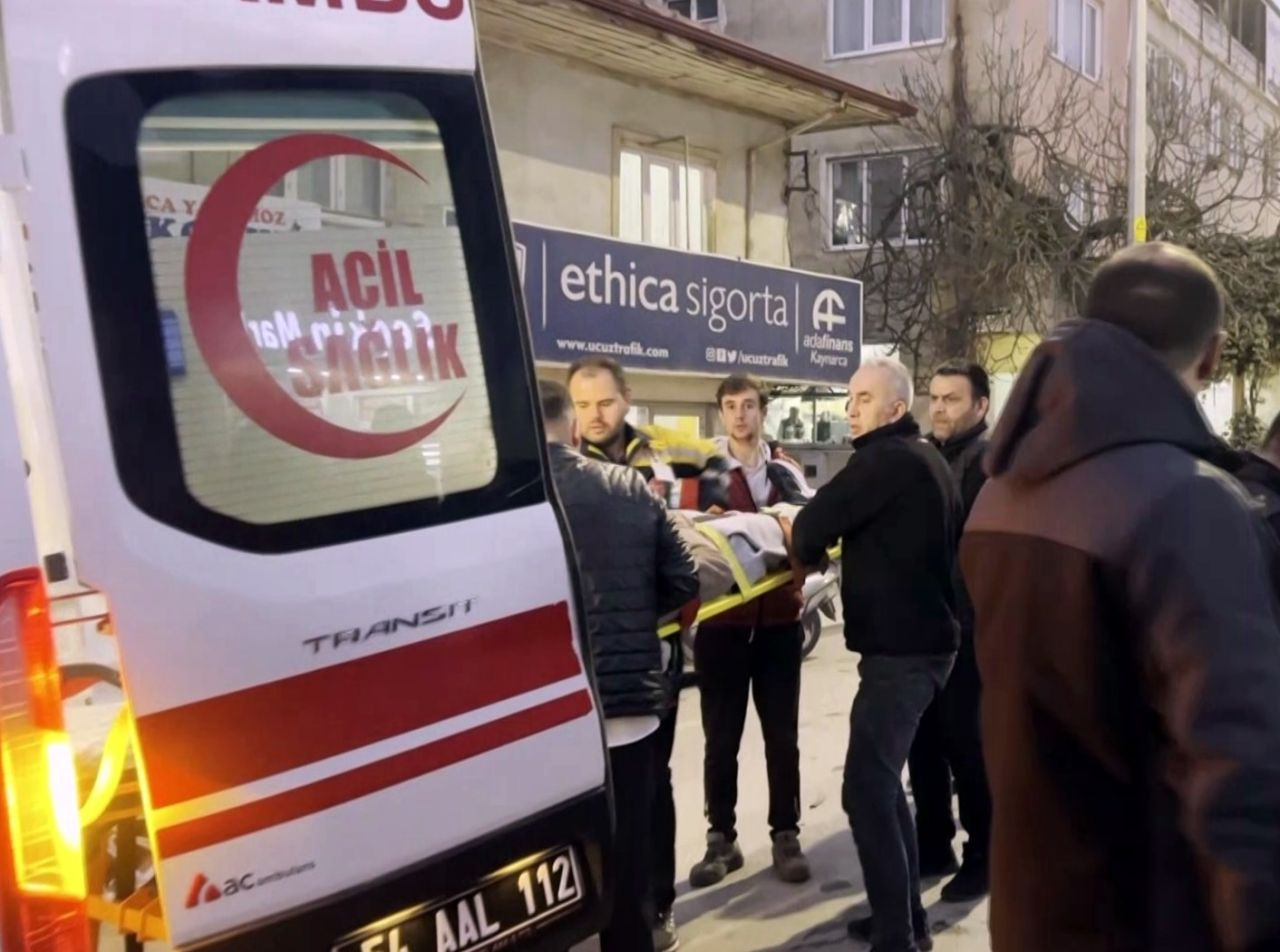 Kaynarca'da Kaza Sonrası Skandal Anlar: Yaralı Motosiklet Sürücüsü, '300 Bin TL Gitti' Diyerek Saldırmaya Çalıştı! - Sayfa 2