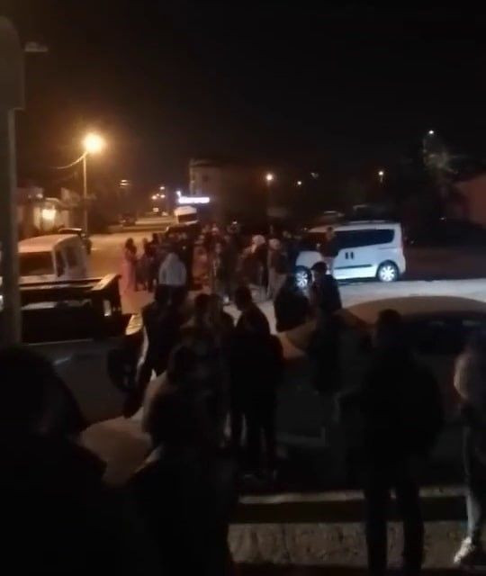 Düğün Savaş Alanına Döndü: Müzik Sebebiyle Çıkan Kavga Sokaklara Taşındı! - Sayfa 4