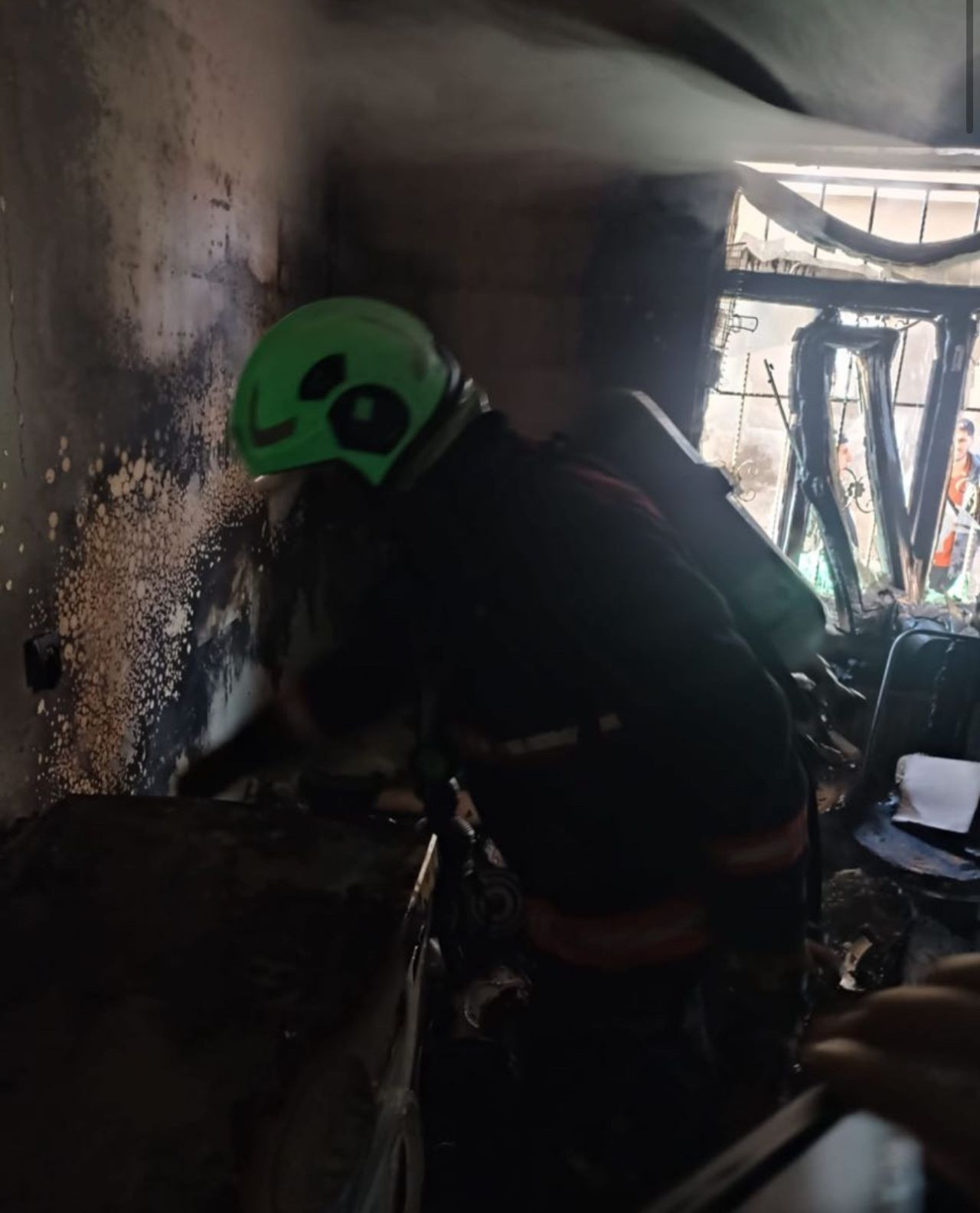 Hakkari’de Yangında Mahsur Kalan 7 Kişi Kurtarıldı - Sayfa 1