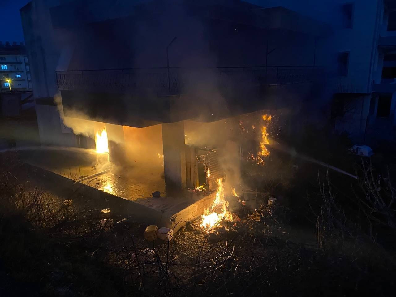 Antalya’da Babasının Evini Yaktı: İtfaiyeye Av Tüfeğiyle Engel Oldu - Sayfa 5