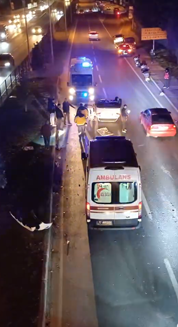 Yalova’da Alkollü Sürücü Minibüse Çarptı: Otomobil Takla Attı - Sayfa 8