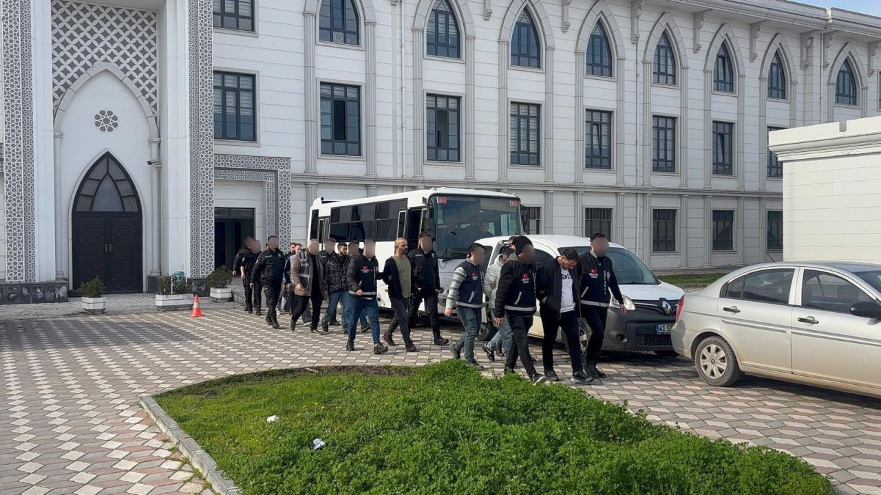 Kocaeli’de 1 Kişinin Öldüğü Silahlı Kavgada 2 Tutuklama - Sayfa 1