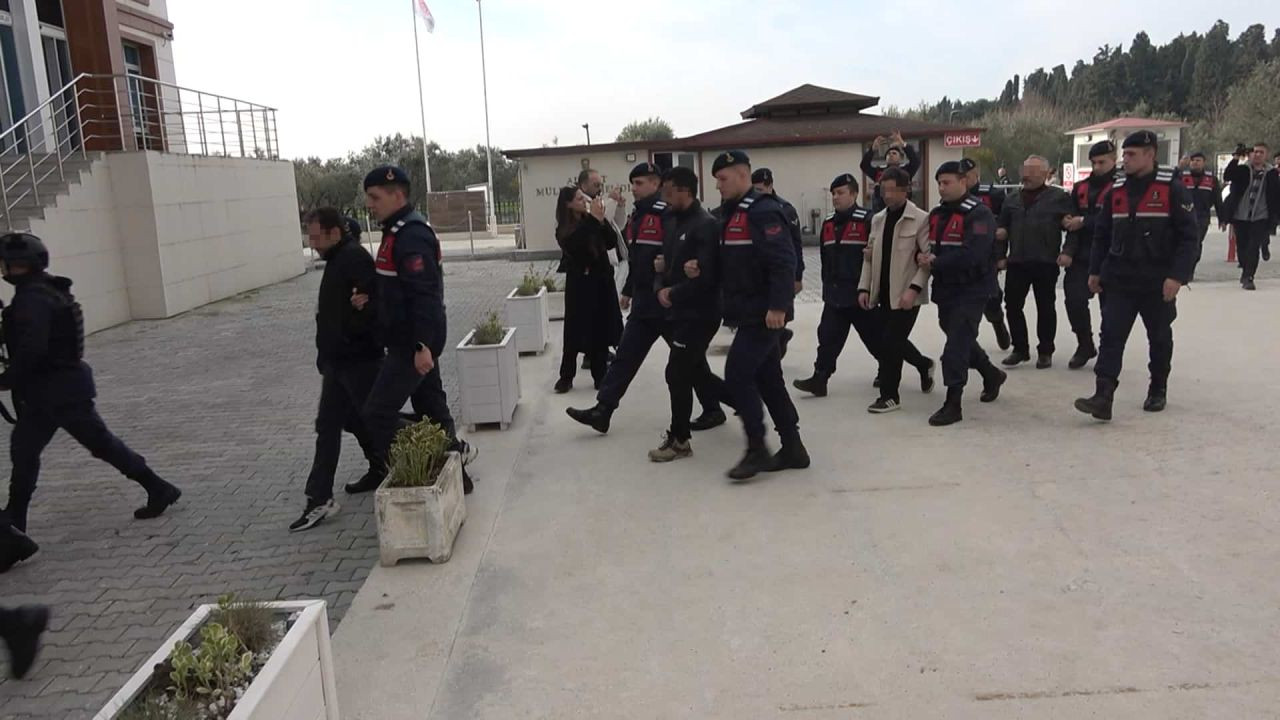 Yalova’da İçme Suyu Hattındaki Köpüklenme Soruşturmasında 2 Tutuklama - Sayfa 4