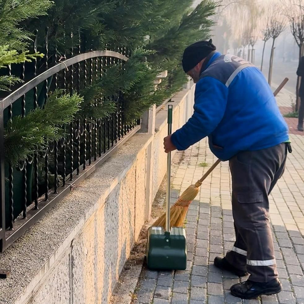 Serdivan’da Temizlik Seferberliği: Cadde ve Sokaklar Pırıl Pırıl - Sayfa 6