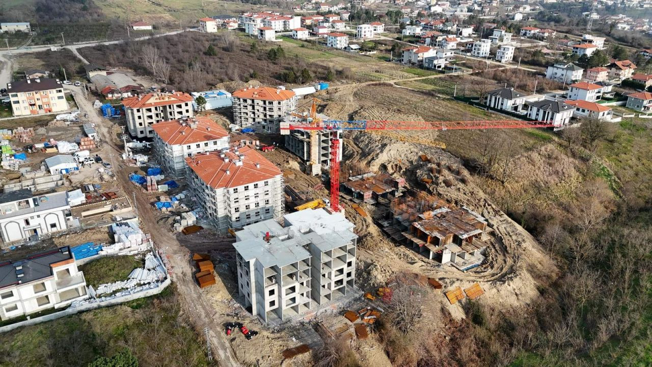 Arifiye’de TOKİ Konutları Yükseliyor: İnşaat Tüm Hızıyla Sürüyor - Sayfa 9