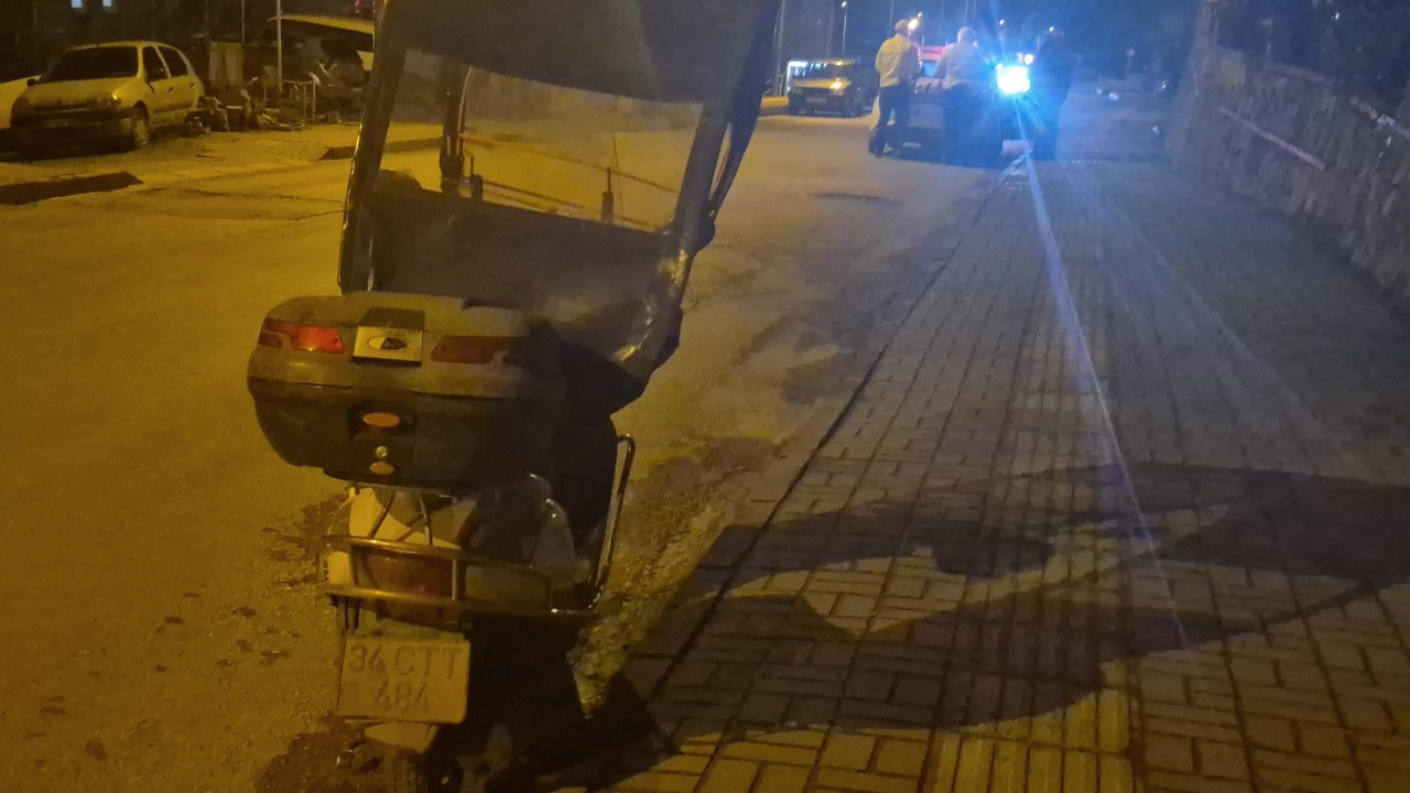 Bartın’da Motosiklet Yolun Ortasında Yürüyen Yayaya Çarptı