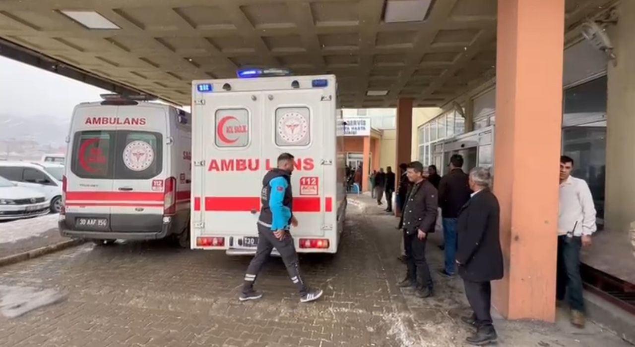 Hakkari’de 32 Öğrenci Zehirlendi, Hastaneye Kaldırıldı - Sayfa 1