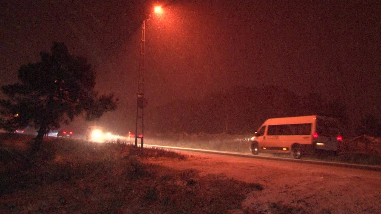 İstanbul’un Anadolu Yakası’nda Kar Yağışı Etkili Oluyor