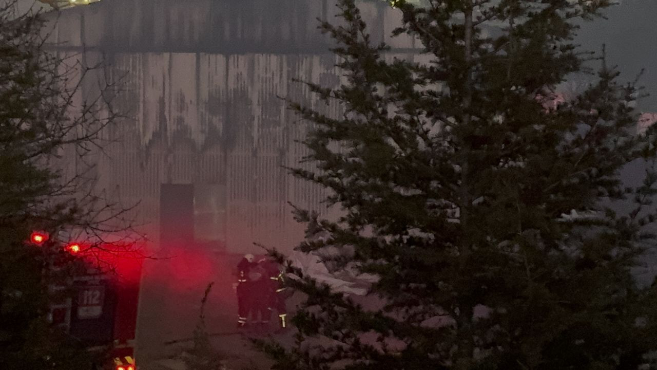 Kocaeli’de Fabrika Yangını: Alevler Kontrol Altına Alındı - Sayfa 3