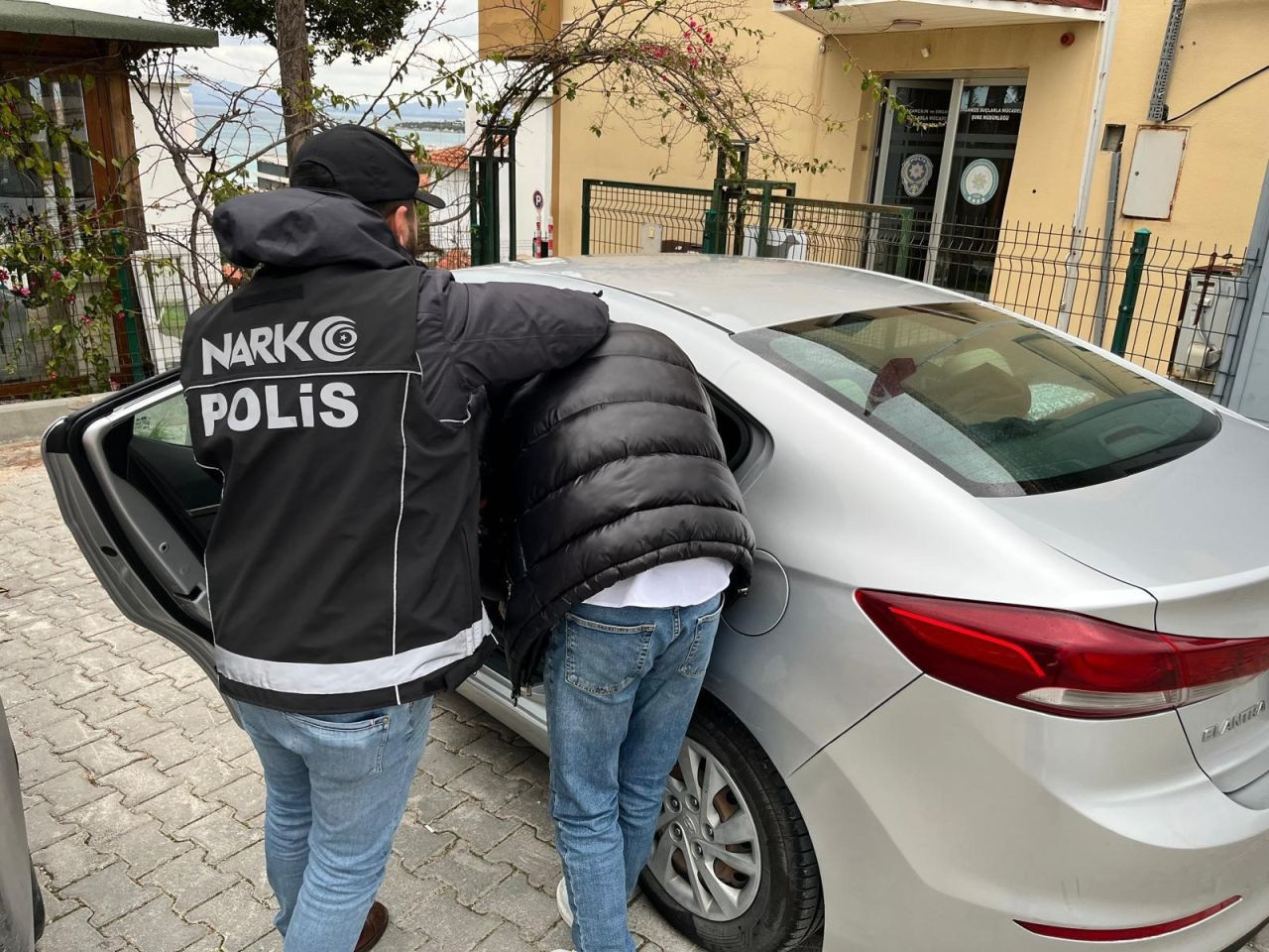 İzmir’de Uyuşturucu Operasyonu: 5 Şüpheli Tutuklandı - Sayfa 4