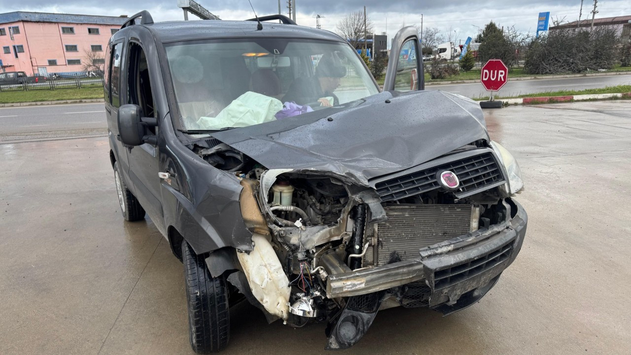 Samsun’da Kavşakta Kaza: 3 Çocuk Yaralandı