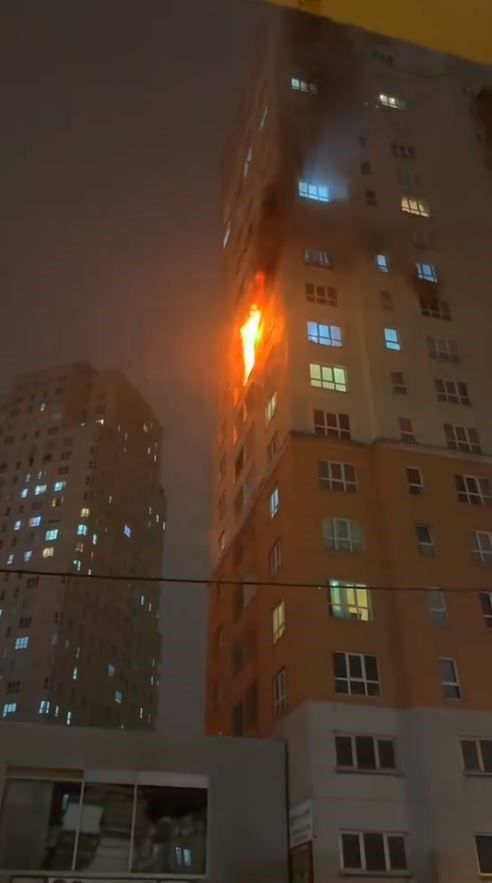 Esenyurt’ta 26 Katlı Binada Yangın Paniği - Sayfa 3