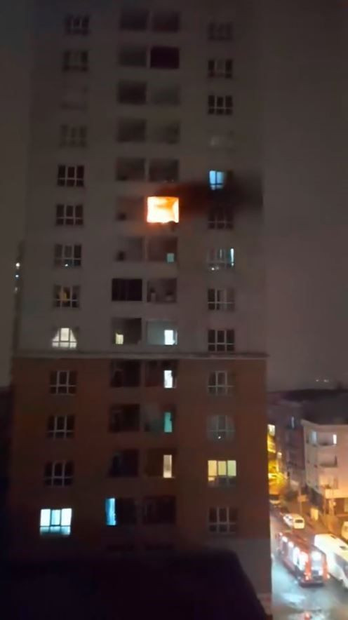 Esenyurt’ta 26 Katlı Binada Yangın Paniği - Sayfa 4