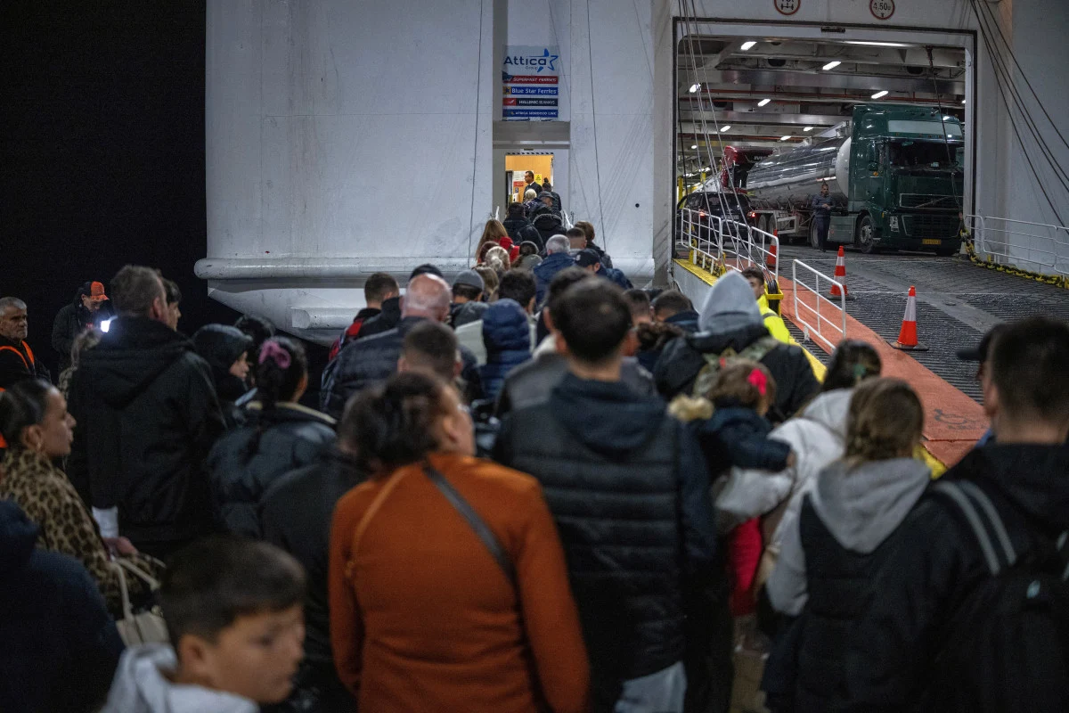 Santorini’de Deprem Krizi: Uzmanlar Uyardı 'Haftalarca Sürebilir' - Sayfa 11