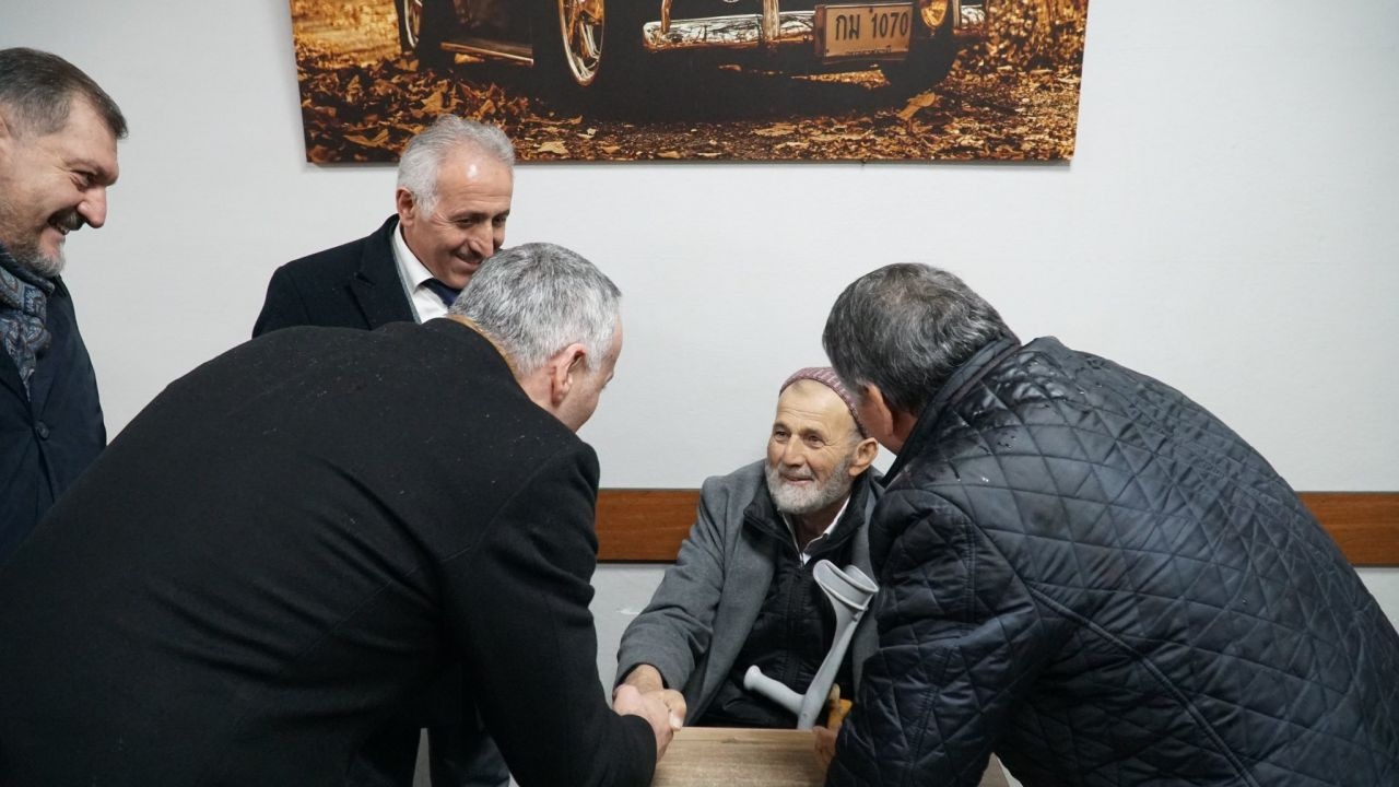 Başkan Tever Arifiye’de Önemli Adımlar Attı: İlçeye Büyük Projeler ve Vefa Ziyaretleri! - Sayfa 12