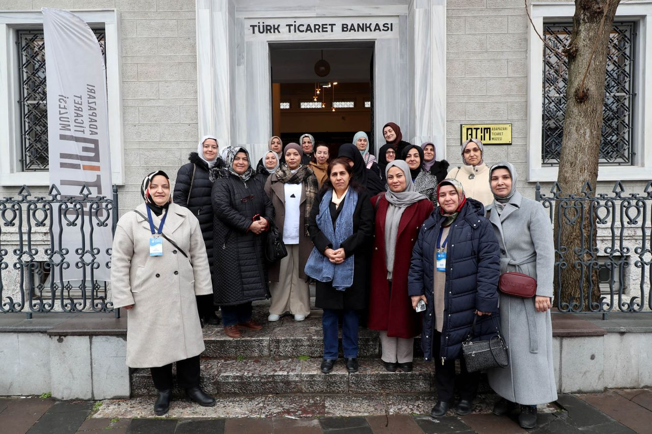 Büyükşehir Belediyesi’nden Tarihe Dokunan Geziler ve Kahve Sohbetiyle Rahatlatıcı Bir Gün! - Sayfa 2