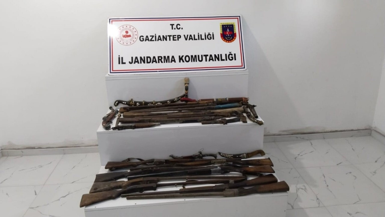 Gaziantep’te Silah Kaçakçılığı Operasyonu: 48 Kaçak Silah Ele Geçirildi