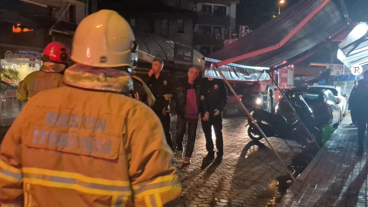 Bartın’da Zihinsel Engelli Şahıs Polis ve İtfaiyeyi Harekete Geçirdi
