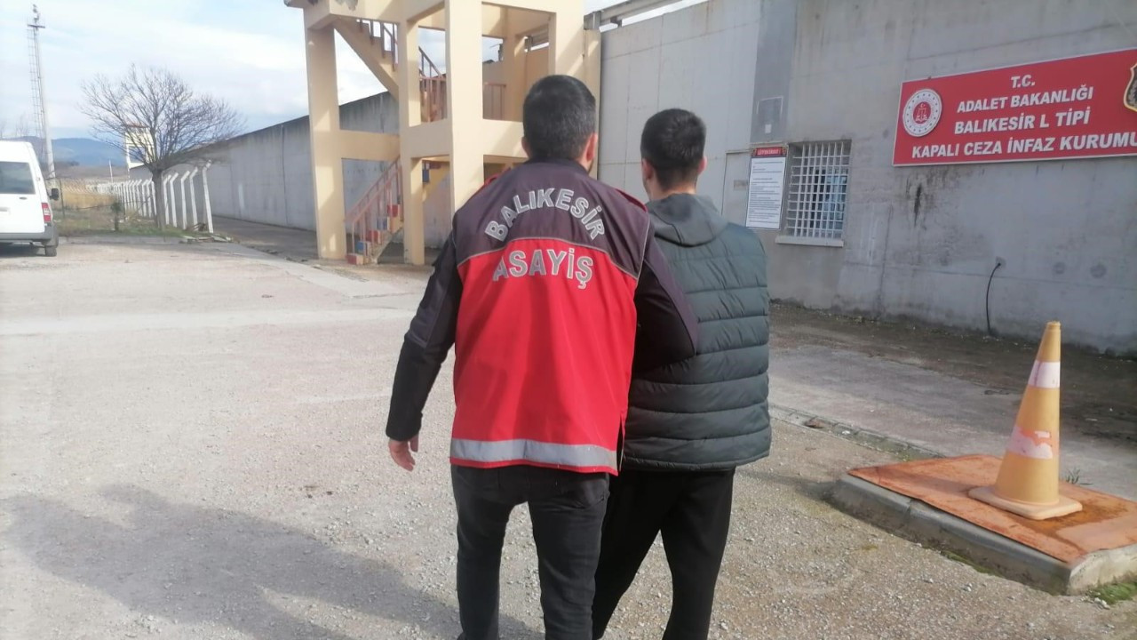 Balıkesir’de Aranan Şahıslara Büyük Operasyon: 22 Tutuklama