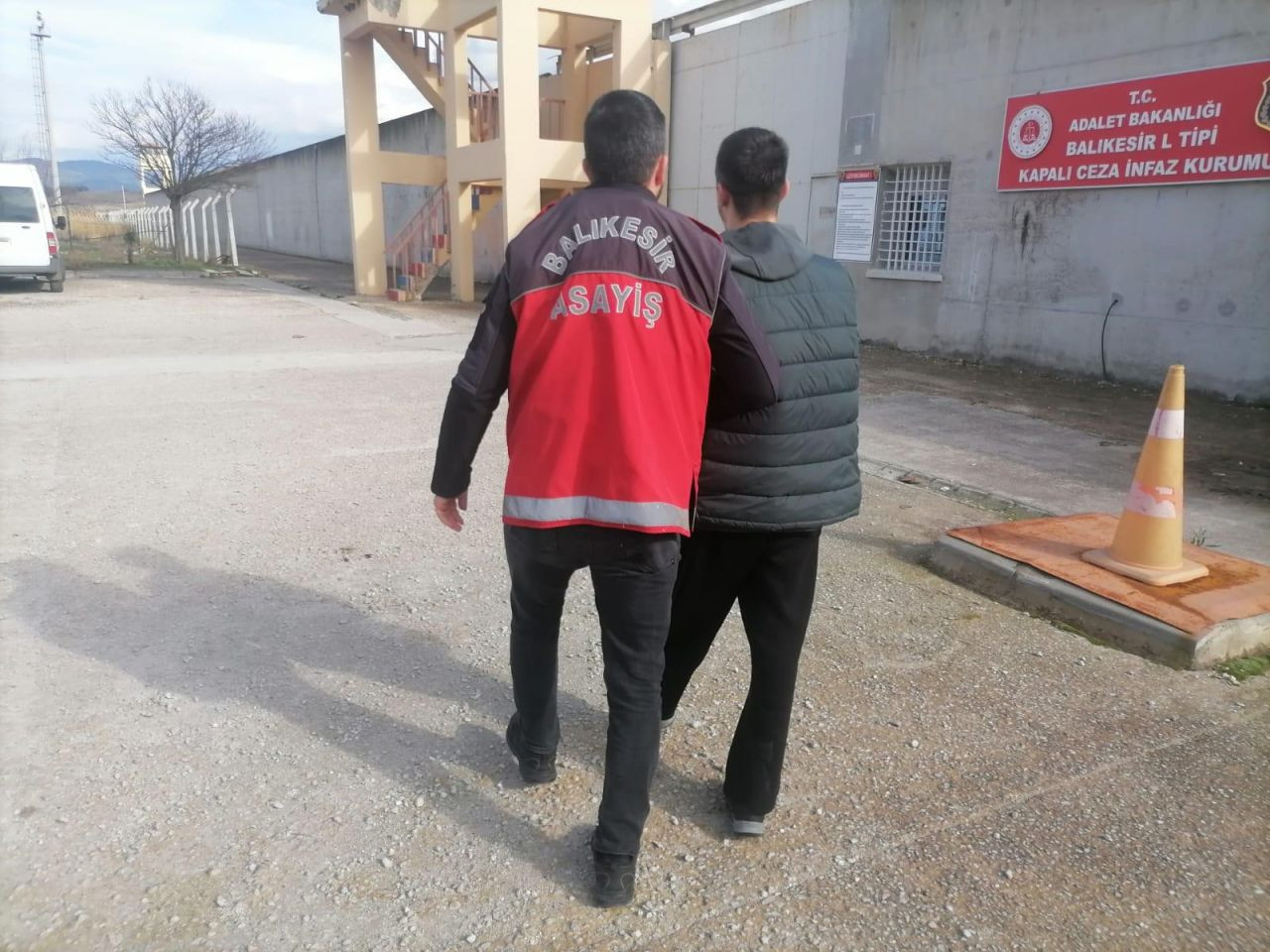 Balıkesir’de Aranan Şahıslara Büyük Operasyon: 22 Tutuklama - Sayfa 2