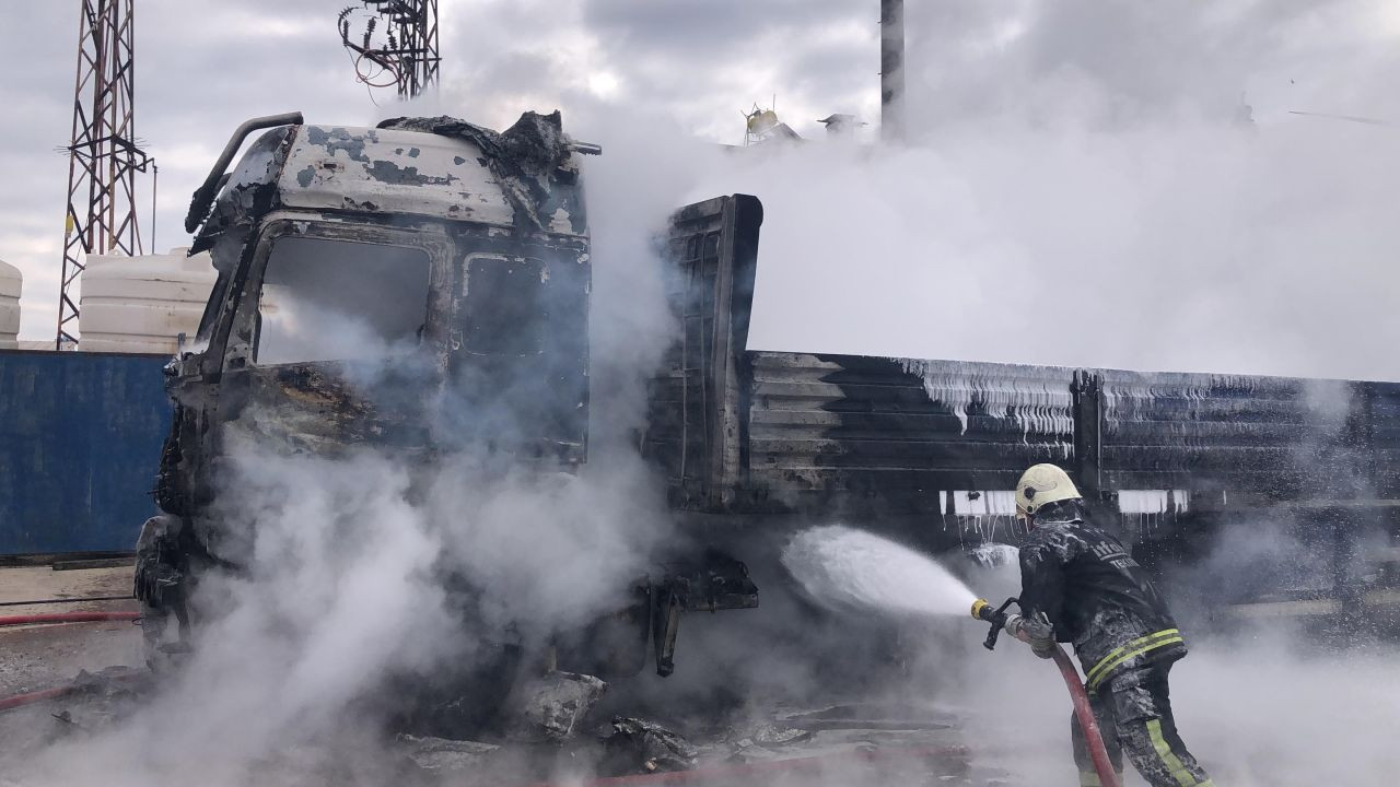 Tekirdağ’da Park Halindeki Tır Alev Topuna Döndü - Sayfa 2