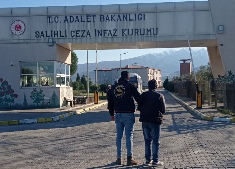 Manisa’da Çocuğa Cinsel İstismardan Aranan Şahıs Yakalandı - Sayfa 1
