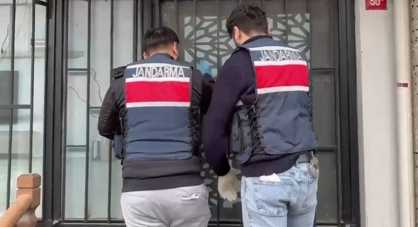 İstanbul’da 2 Milyar Liralık Sahte İlaç Operasyonu: 6 Tutuklama - Sayfa 1