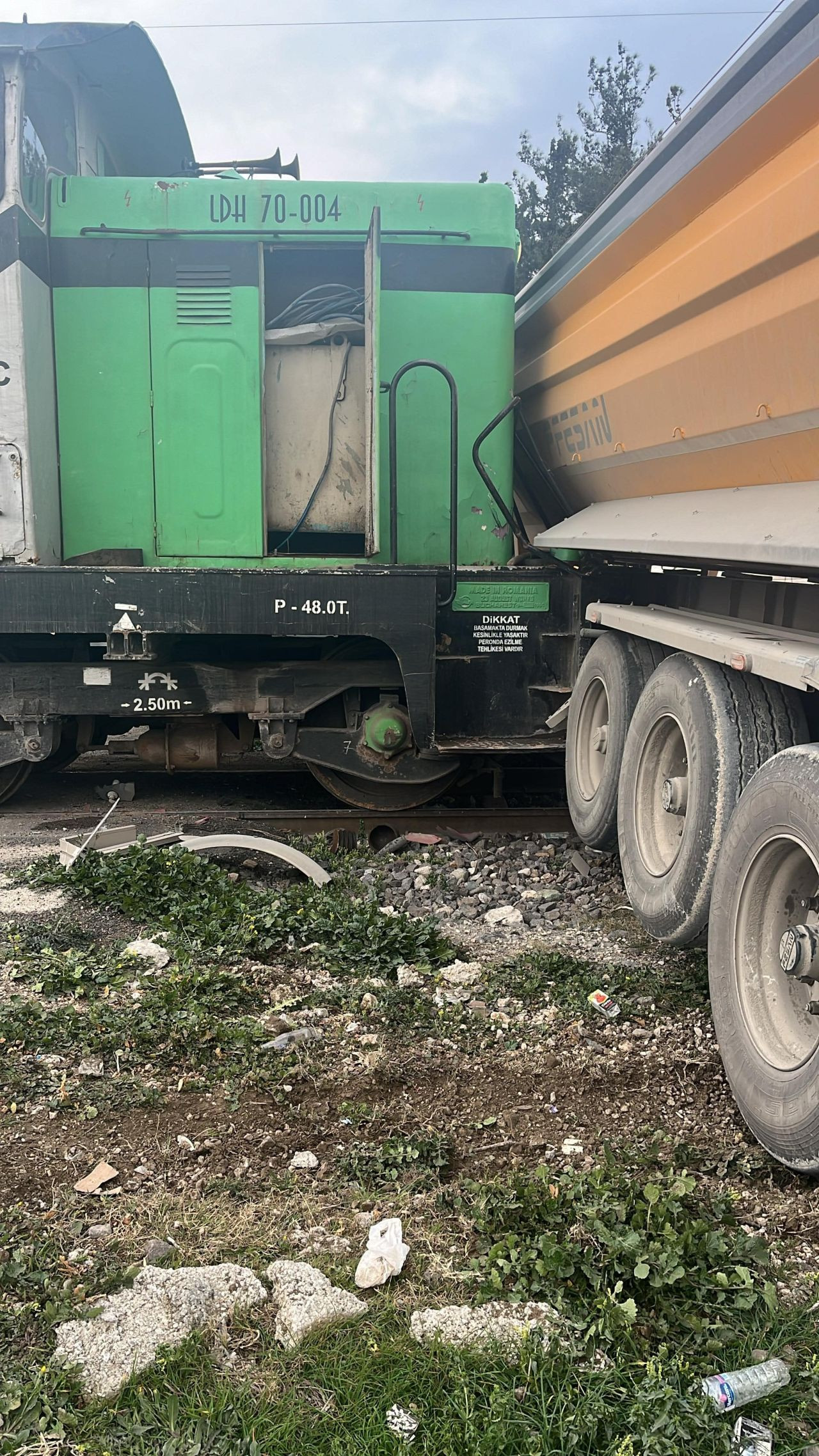 Osmaniye’de Yük Treni ile Hafriyat Kamyonu Çarpıştı: 1 Yaralı - Sayfa 4