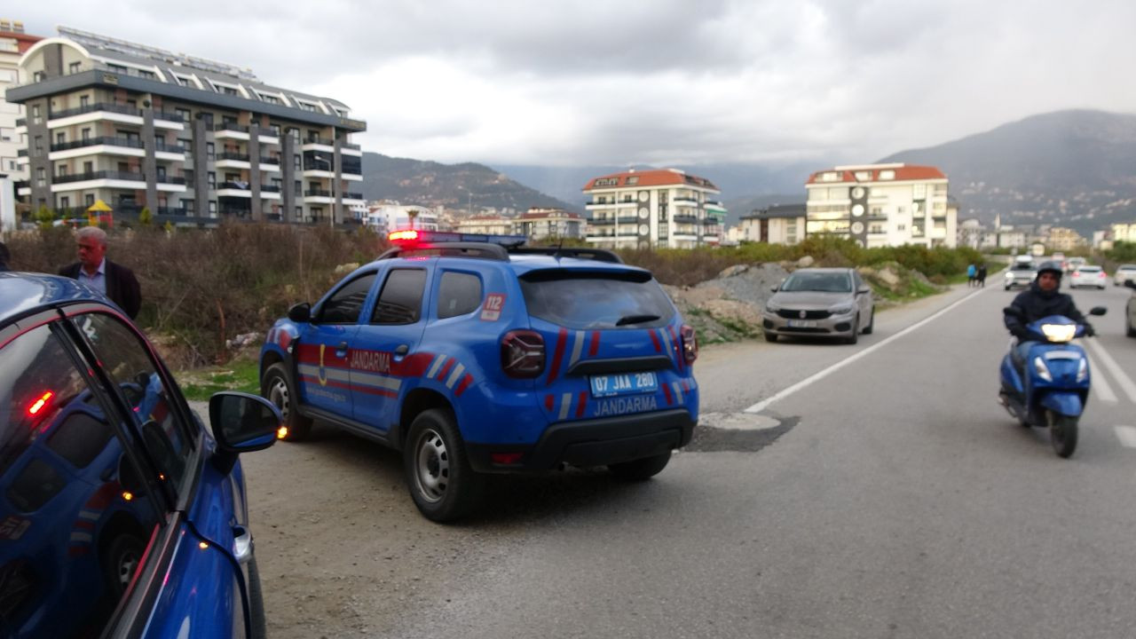 Alanya’da Otomobil ve Motosiklet Çarpıştı: 1 Kişi Yaralandı - Sayfa 5