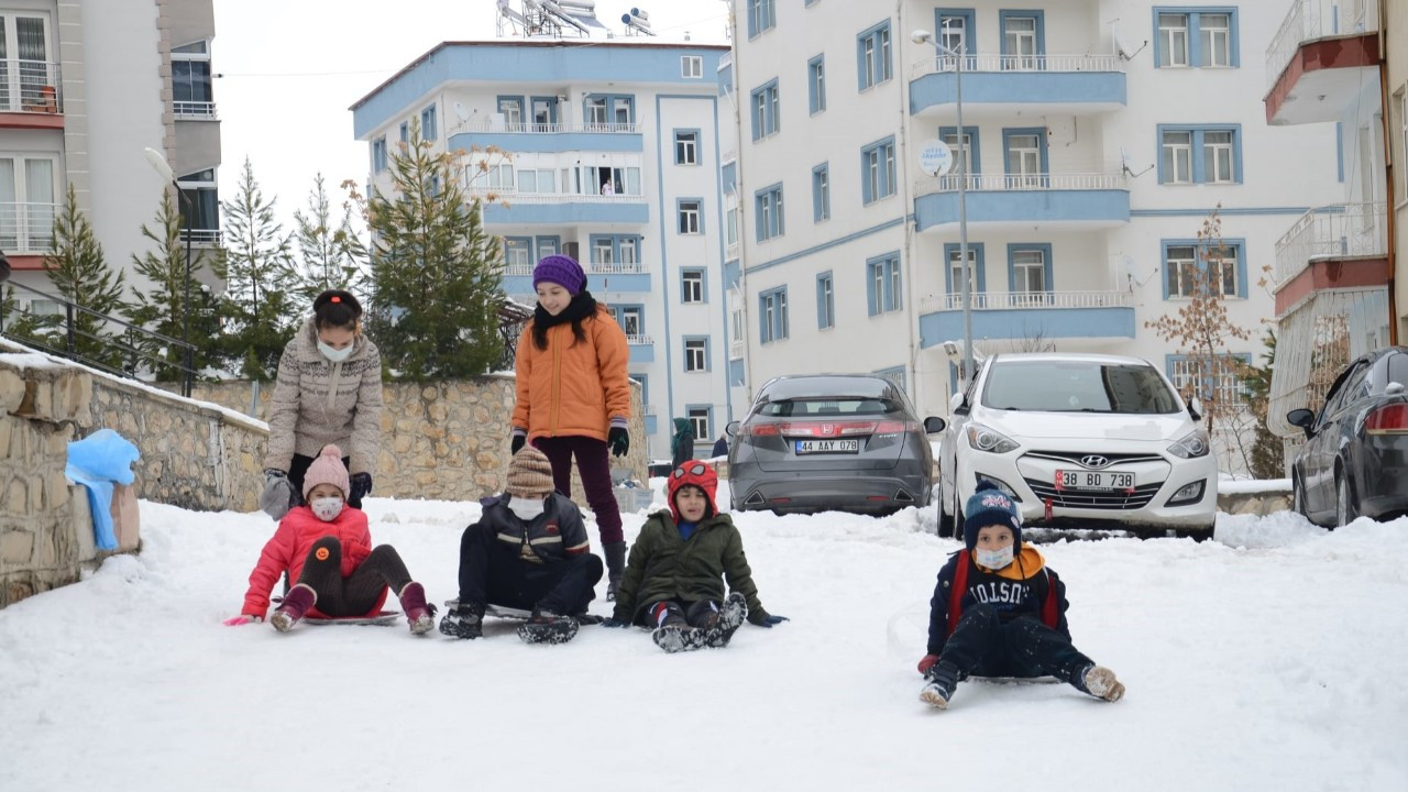 Malatya’da Kar Yağışı Nedeniyle Eğitime 1 Gün Ara Verildi