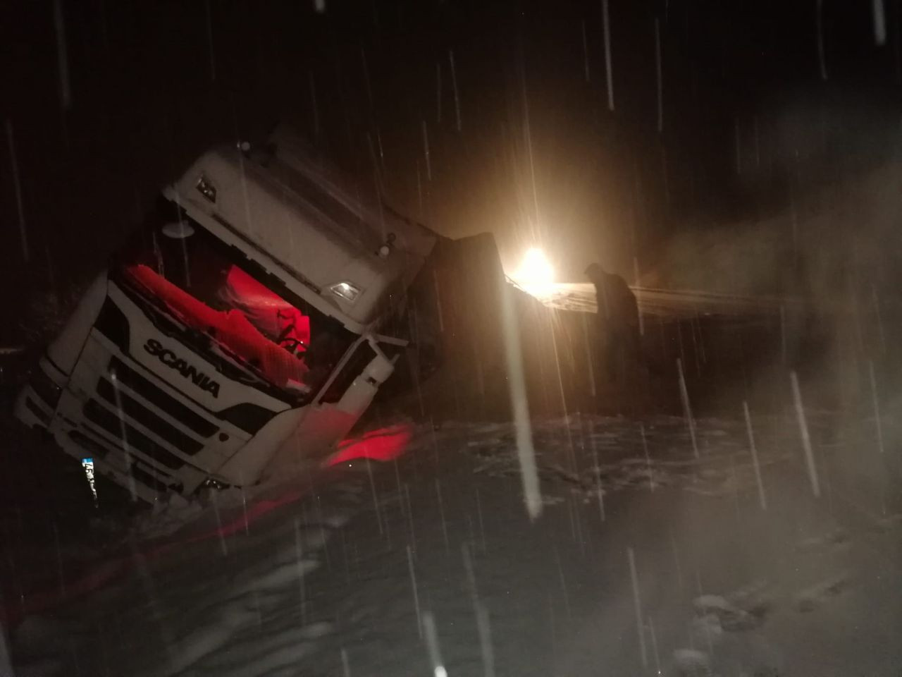 Tunceli’de Yoğun Kar Yağışı Ulaşımı Olumsuz Etkiliyor - Sayfa 2