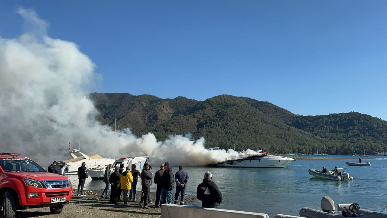 Marmaris’te Milyonluk Motoryat Alevlere Teslim Oldu! - Sayfa 2