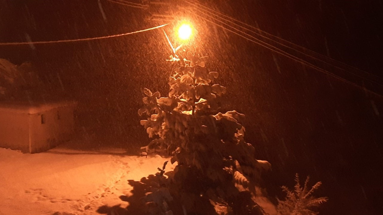 Malatya’nın Kırsal Bölgeleri Kar Altında! Ulaşımda Aksamalar Yaşanıyor
