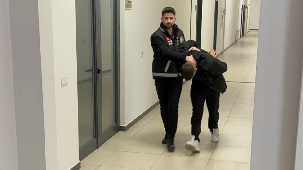 Sahte Polisler 1 Milyon TL’lik Vurgun Yaptı! 2 Kişi Tutuklandı