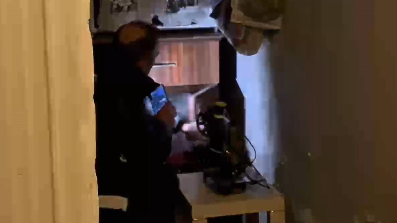 Çorum'da 8 Adrese Operasyon! Vazolardan Uyuşturucu Çıktı - Sayfa 3