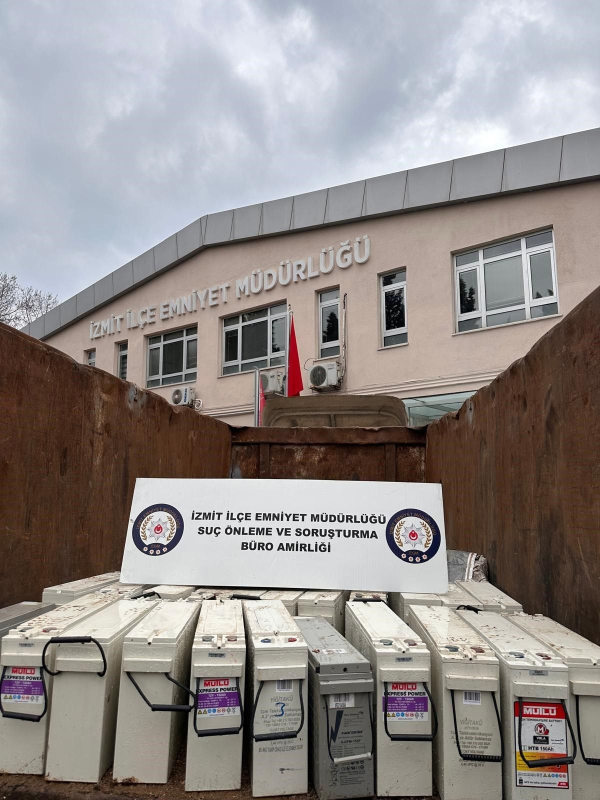 Baz İstasyonlarından 1,3 Milyon TL’lik Akü Çalan Şüpheli Tutuklandı - Sayfa 1