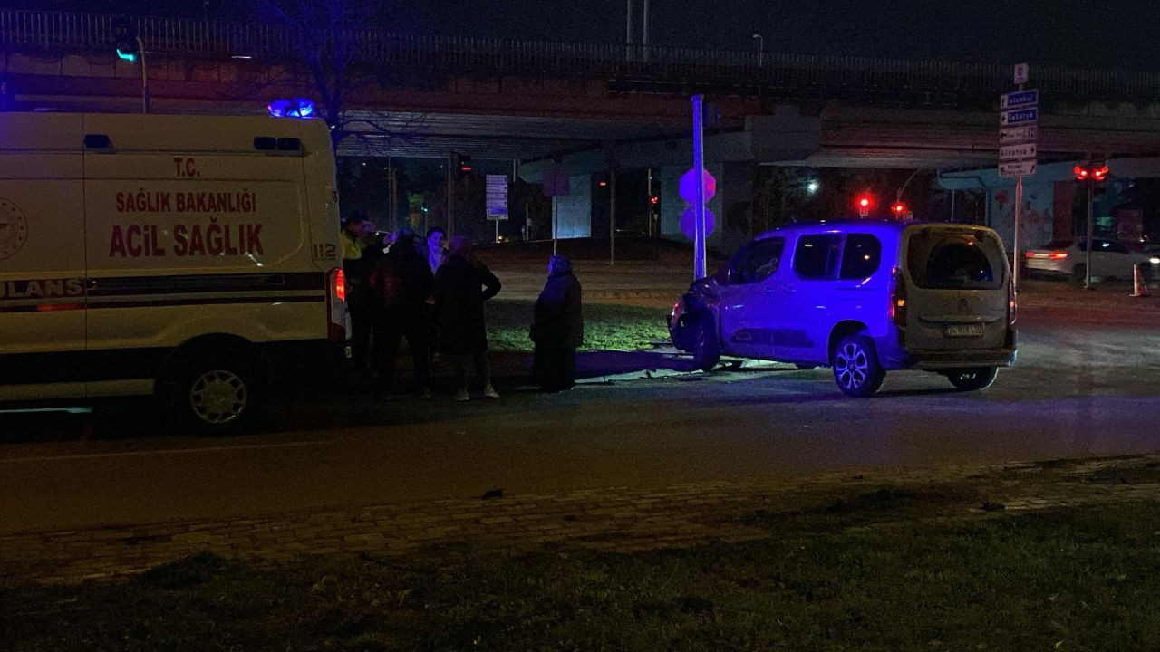 Kocaeli’de Hafif Ticari Araçla Çarpışan Otomobil Takla Attı - Sayfa 3