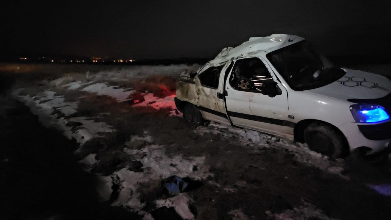 Bitlis’te Domuz Sürüsüne Çarpmamak İçin Manevra Yapan Kamyonet Devrildi: 3 Yaralı - Sayfa 3