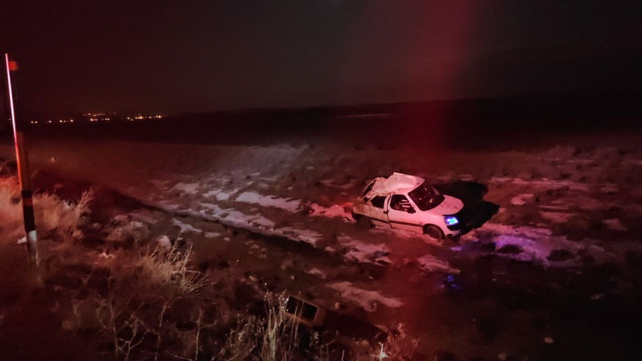 Bitlis’te Domuz Sürüsüne Çarpmamak İçin Manevra Yapan Kamyonet Devrildi: 3 Yaralı - Sayfa 1