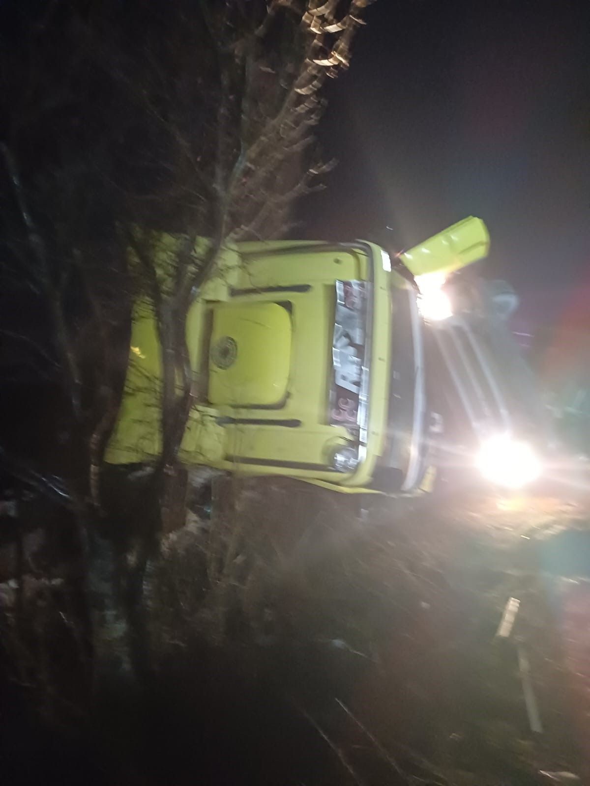 Marmara Adası’nda Mermer Yüklü Kamyon Kazaya Karıştı - Sayfa 4