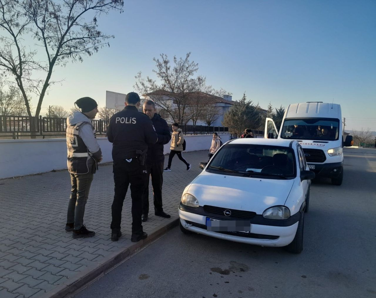 Kırıkkale’de Huzur Denetimi: 14 Aranan Şahıs Yakalandı - Sayfa 4