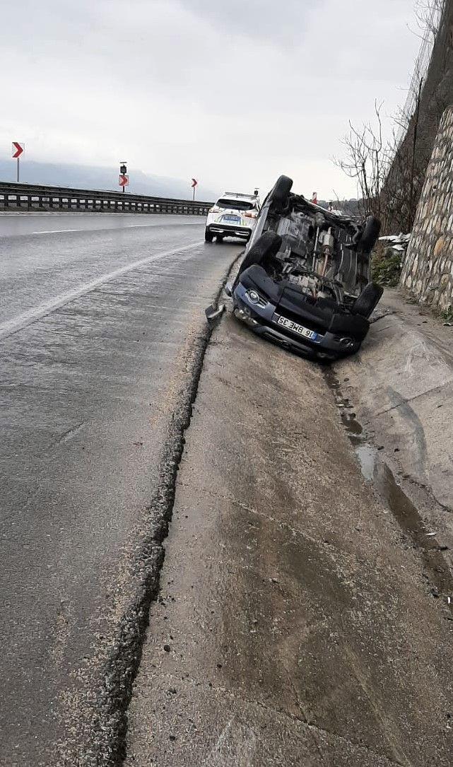 D-650’de Otomobil İle Çarpışan Cip Takla Attı - Sayfa 4