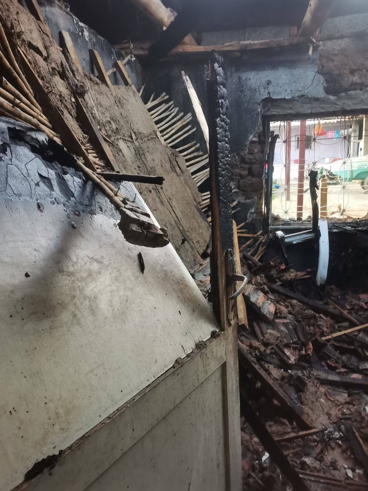 Manisa’da Yangın Tek Katlı Evi Kül Etti - Sayfa 2