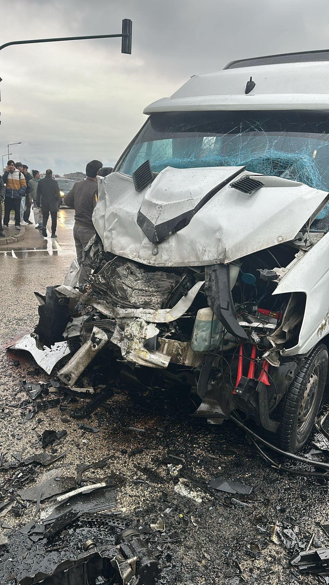 Bursa’da Okul Servisi Otobüsle Çarpıştı: 9 Yaralı - Sayfa 1
