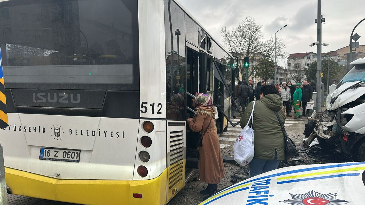 Bursa’da Okul Servisi Otobüsle Çarpıştı: 9 Yaralı - Sayfa 3