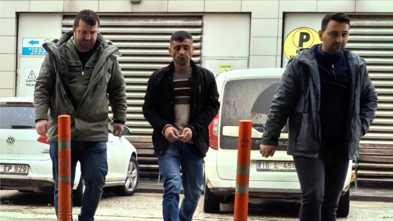 İnegöl'de Hırsızlık Suçundan 20 Yıl Hapisle Aranan Şahıs Yakalandı