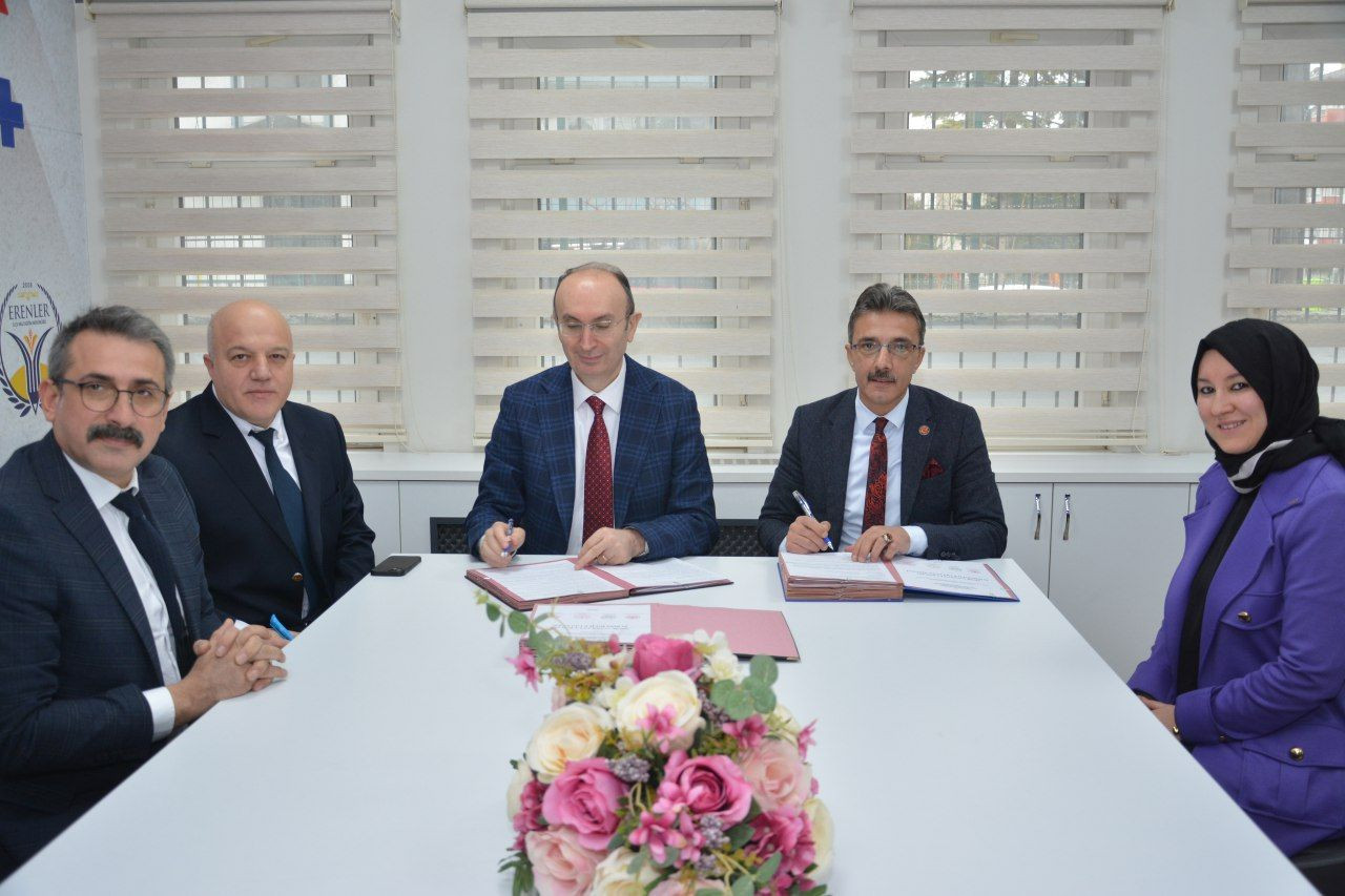 Erenler’de Spor ve Sanatta Büyük Adım! İş Birliği Protokolü İmzalandı - Sayfa 1