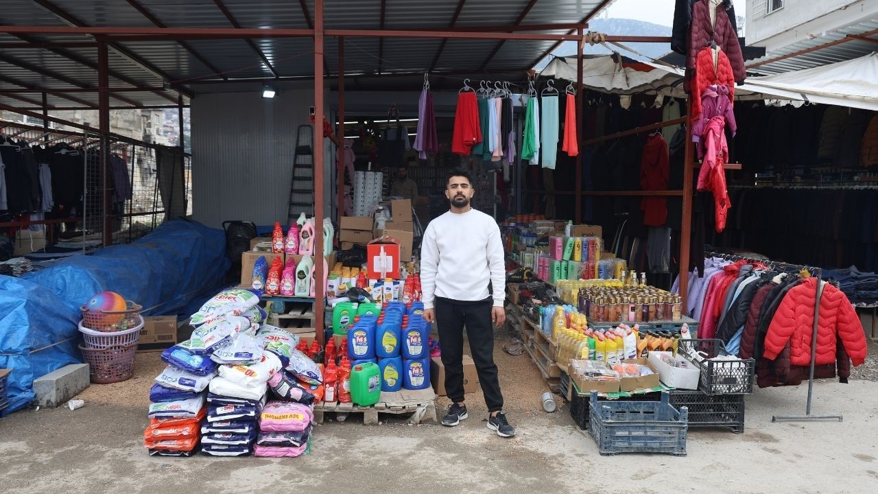 Suriyeli Esnaf Bayramda Ülkelerine Dönmek İçin Gün Sayıyor