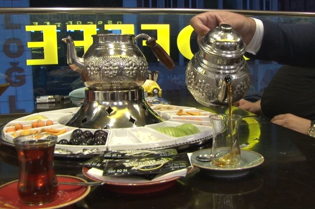 Ezber Bozan Makale: ‘Siyah Çayların Faydaları' Literatüre Geçti - Sayfa 1