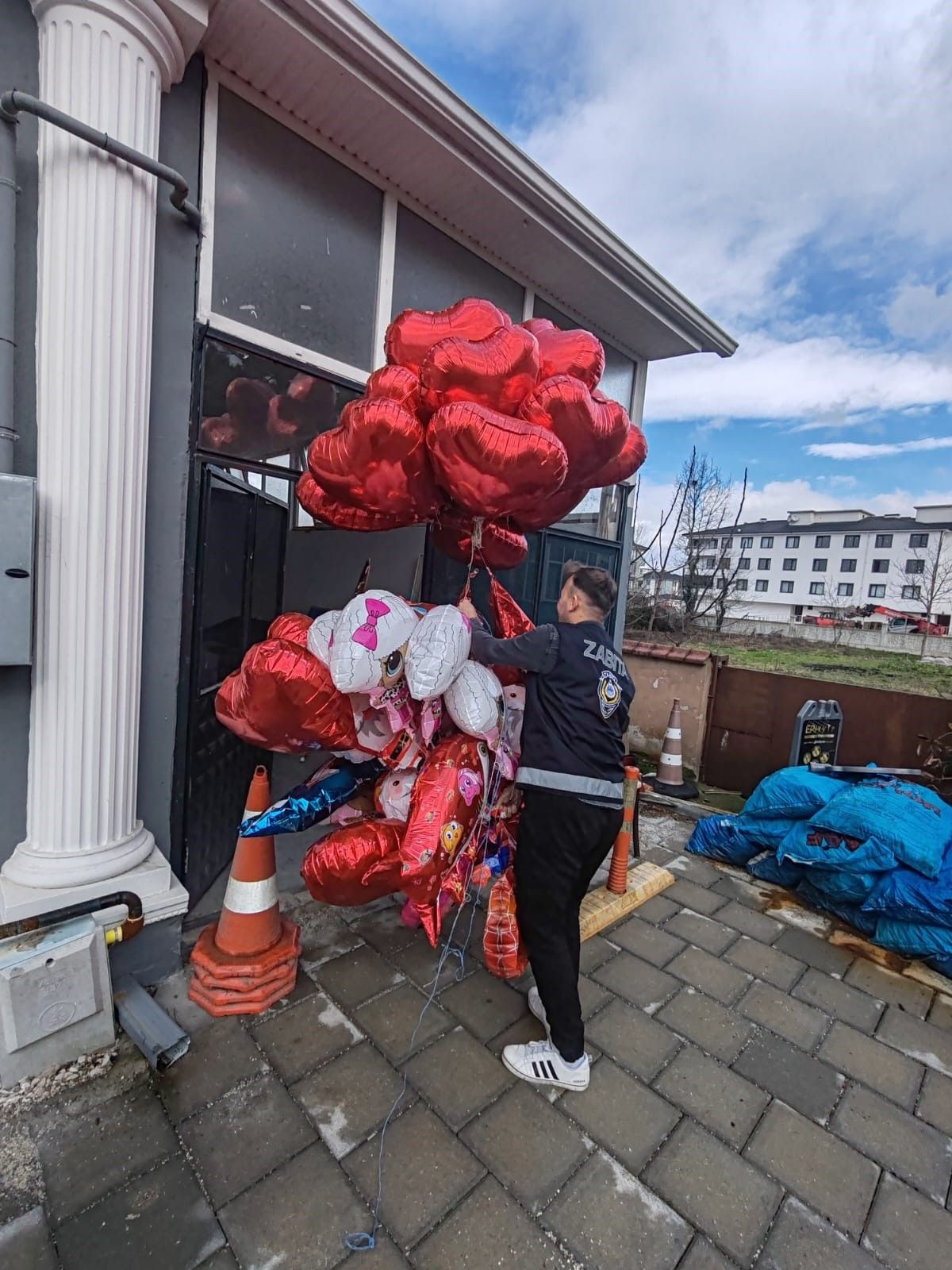 Düzce’de Kimyasal Dolu Balonlara Ve Varillere El Konuldu - Sayfa 5